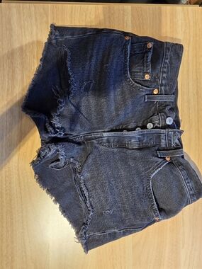 Levi's High-Waist Distressed Black Denim Shorts SZ 26W